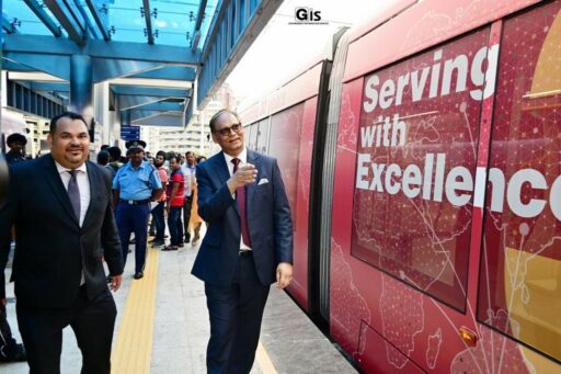 Launch of the new metro wrapping at Victoria Terminal